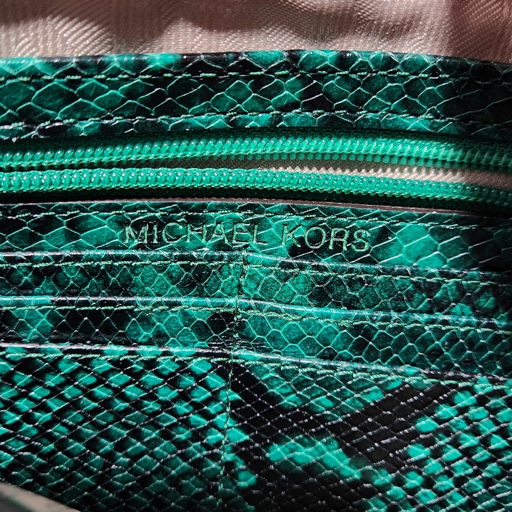 Michael Kors Green Snake Crossbody - Picture 8 of 15